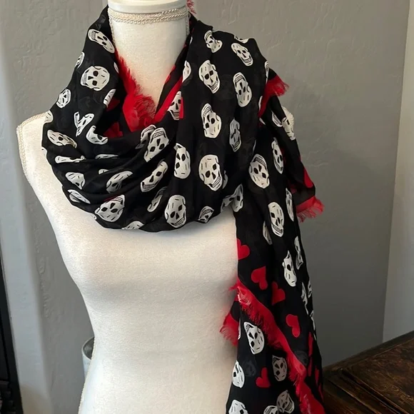 スカーフ alexander mcqueen SCARF (7970443001Q 1072) NEW $395 ALEXANDER MCQUEEN Red/Orange TIGER WINGS RUNWAY